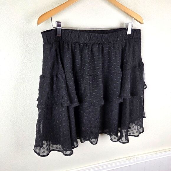 Women's Torrid Heary Shaped Poka Dot Layered Black Mini Skirt Size 01 - Picture 6 of 8